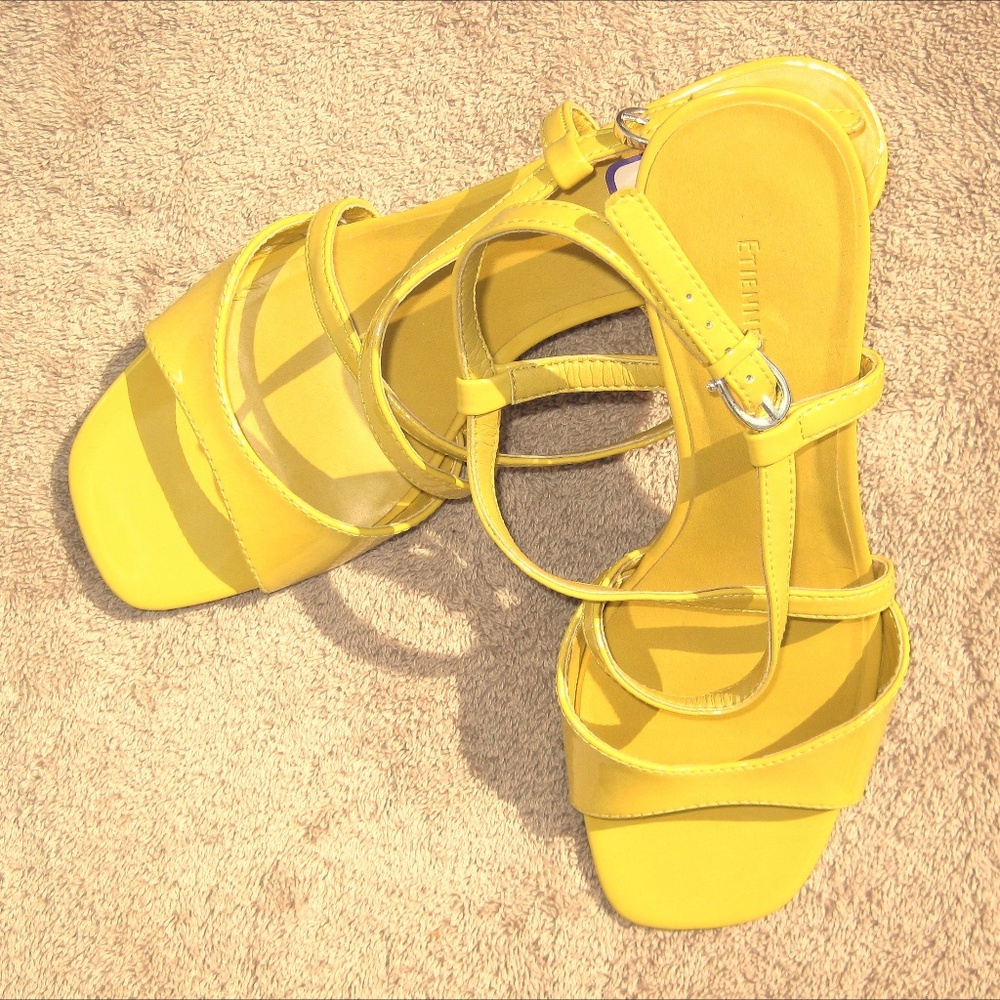 Etienne Aigner patent leather wedge sandals 7M
